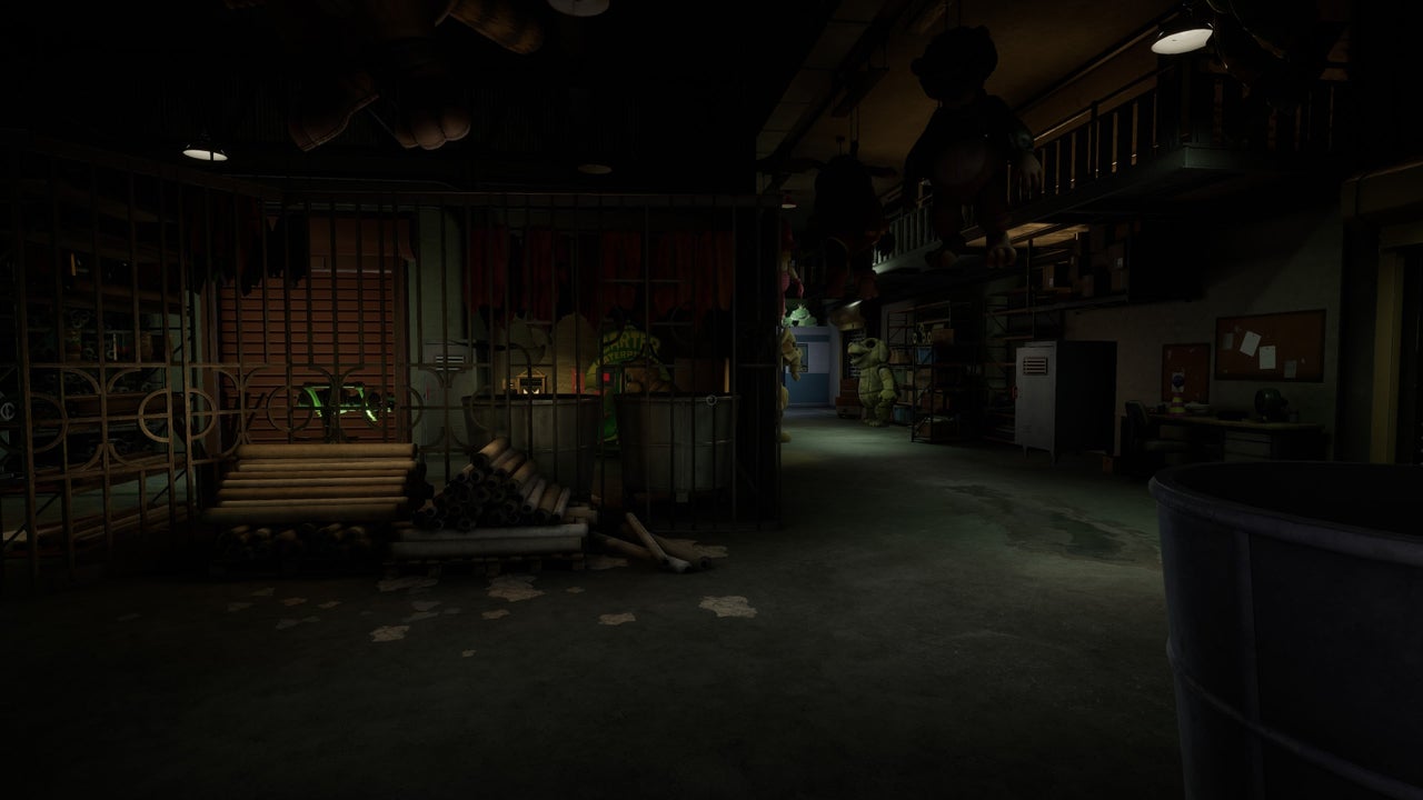 Workshop entry and suit assembly, walkthrough screenshot 8